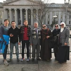 Meet your Posher, Amjad